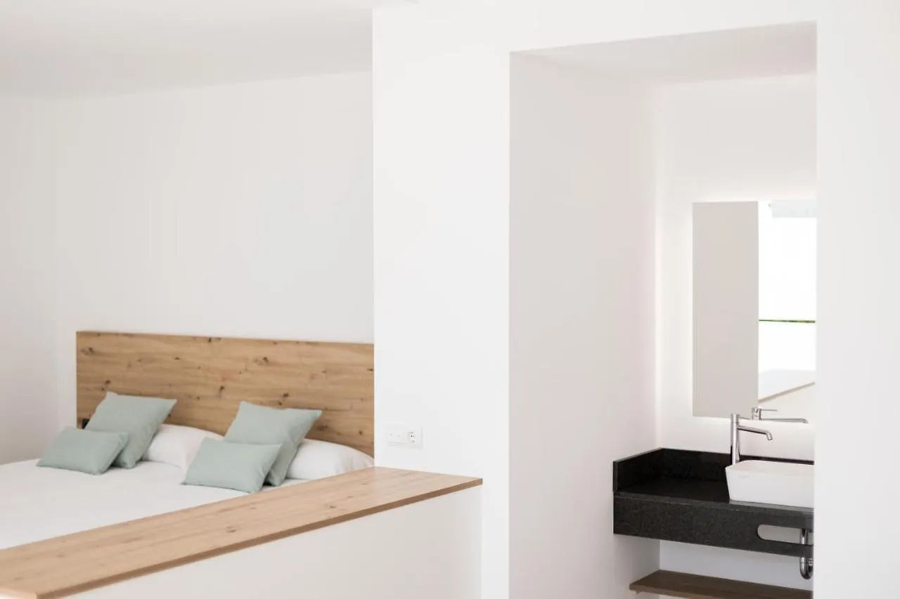 Bossa Bay Suites With Private Pool - Mc Apartments Ibiza